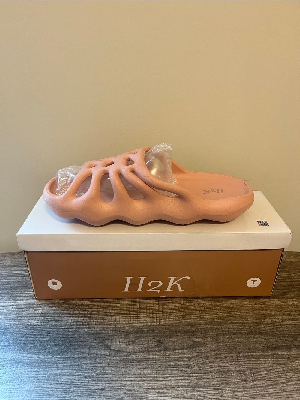 H2K Fiona Dusty Rose Cutout Slide Sandals Lightweight Comfort Slip-On